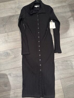 Good American Black Ribbed Button-Front Long Sleeve Midi Dress